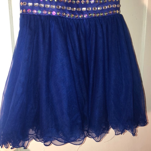 Prom Dress - Picture 4 of 7